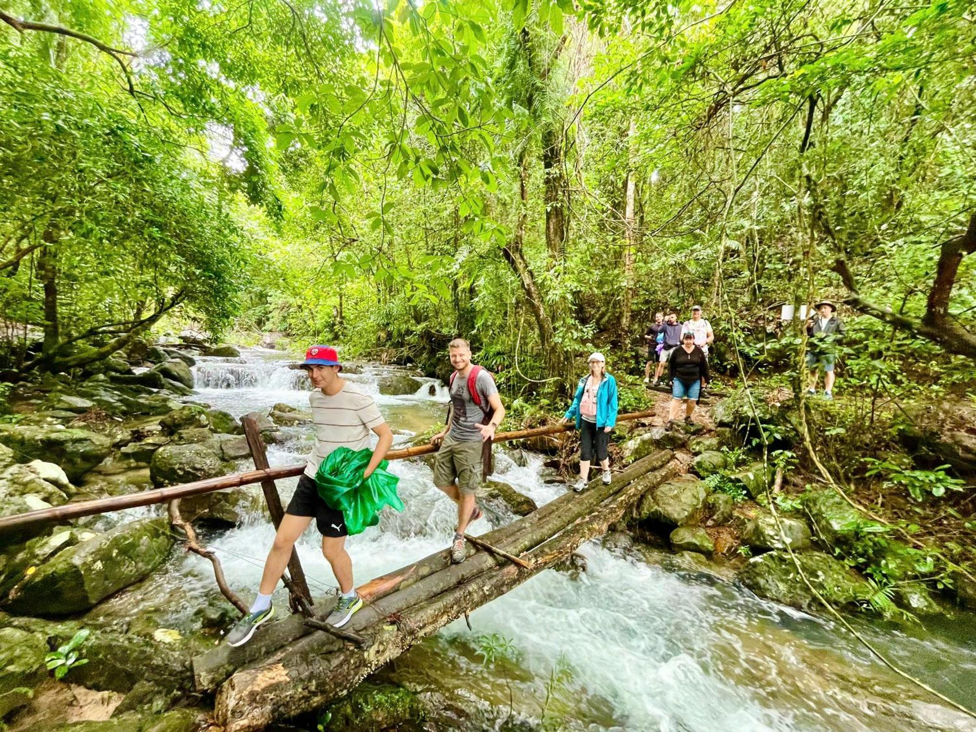 Tutu'S Homestay Phong Nha Zewnętrze zdjęcie